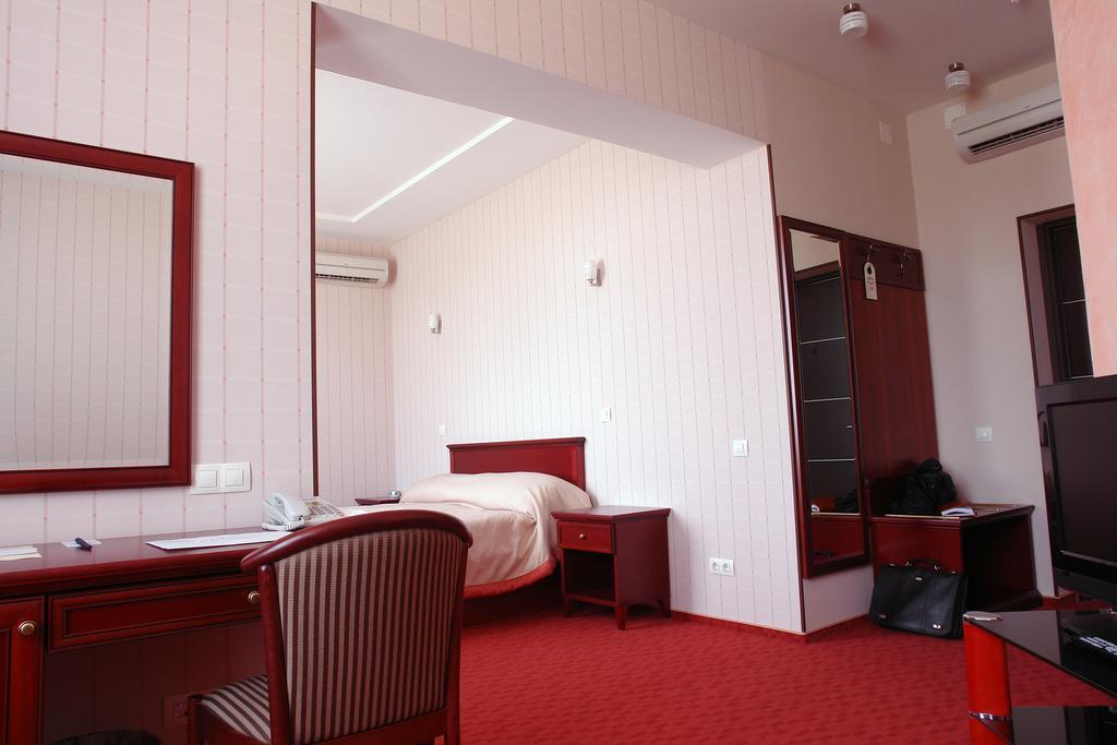 חארקיב Victoria Hotel חדר תמונה